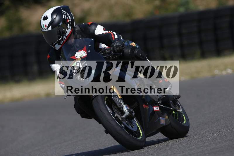 /Archiv-2023/28 05.06.2023 Moto Club Anneau du Rhin/vert-medium/32